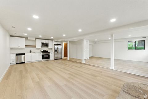 Tiny photo for 715 N 400 E, Nephi, UT 84648 (MLS # 2109997)