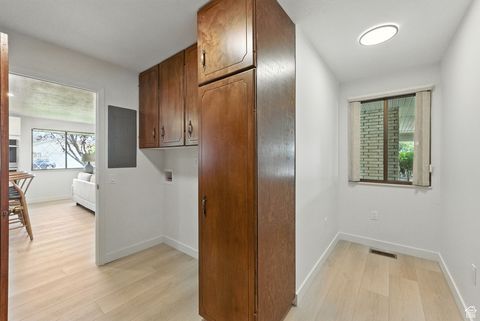 Tiny photo for 715 N 400 E, Nephi, UT 84648 (MLS # 2109997)