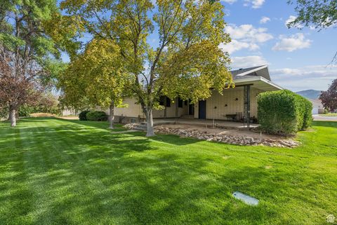 Tiny photo for 715 N 400 E, Nephi, UT 84648 (MLS # 2109997)