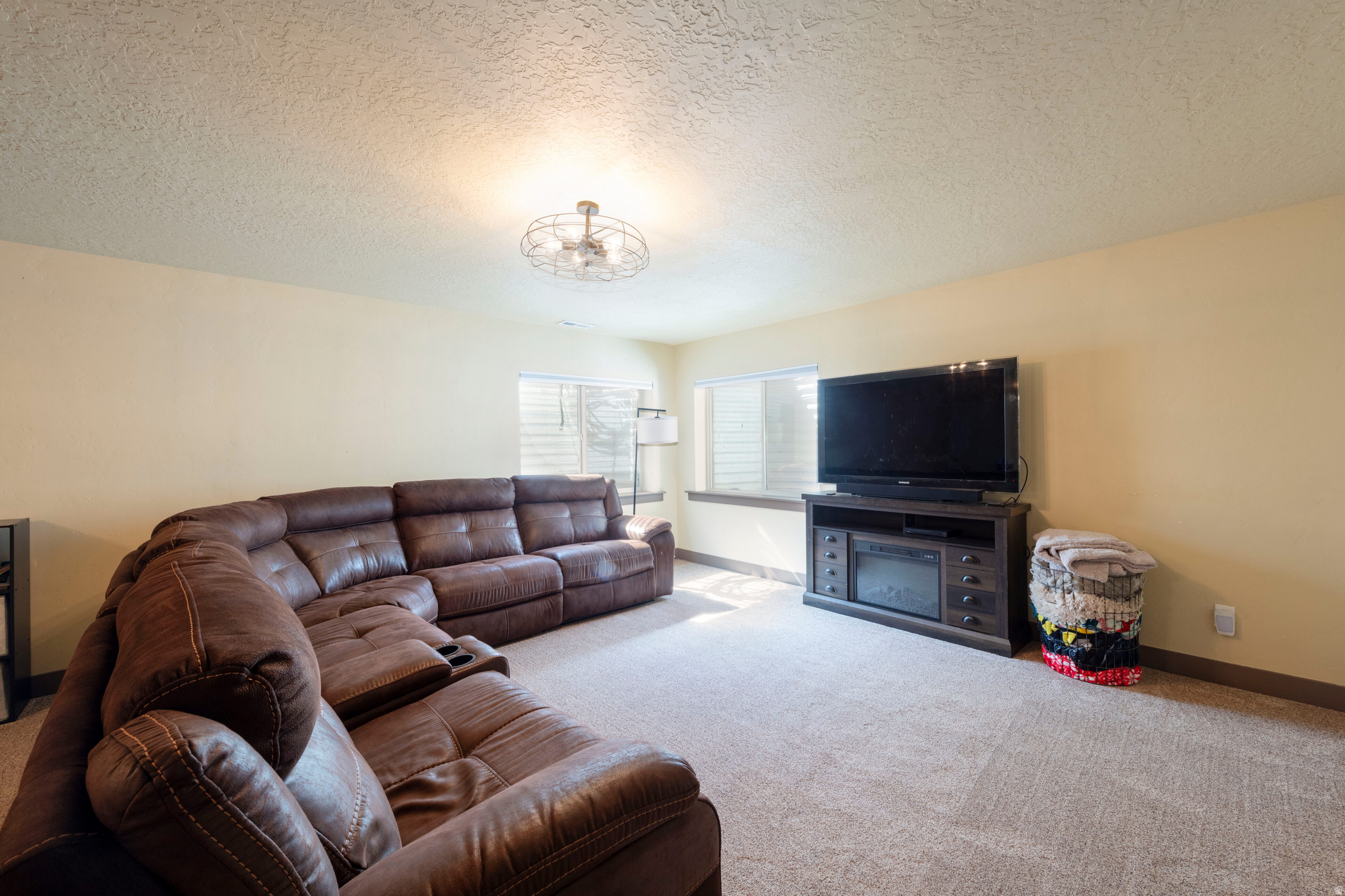 HARVEST FIELDS - Residential