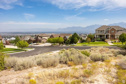 Tiny photo for 5527 W LOOKOUT MESA CIR #120, Herriman, UT 84096 (MLS # 2109726)
