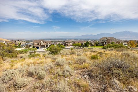 Tiny photo for 5527 W LOOKOUT MESA CIR #120, Herriman, UT 84096 (MLS # 2109726)