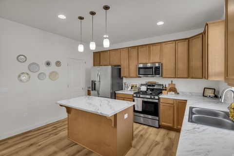 Tiny photo for 1954 W PARKVIEW DR, Syracuse, UT 84075 (MLS # 2135557)