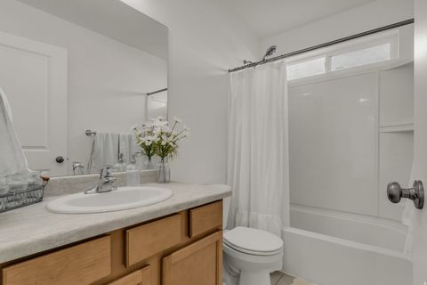 Tiny photo for 1954 W PARKVIEW DR, Syracuse, UT 84075 (MLS # 2135557)