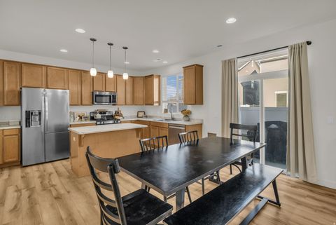 Tiny photo for 1954 W PARKVIEW DR, Syracuse, UT 84075 (MLS # 2135557)