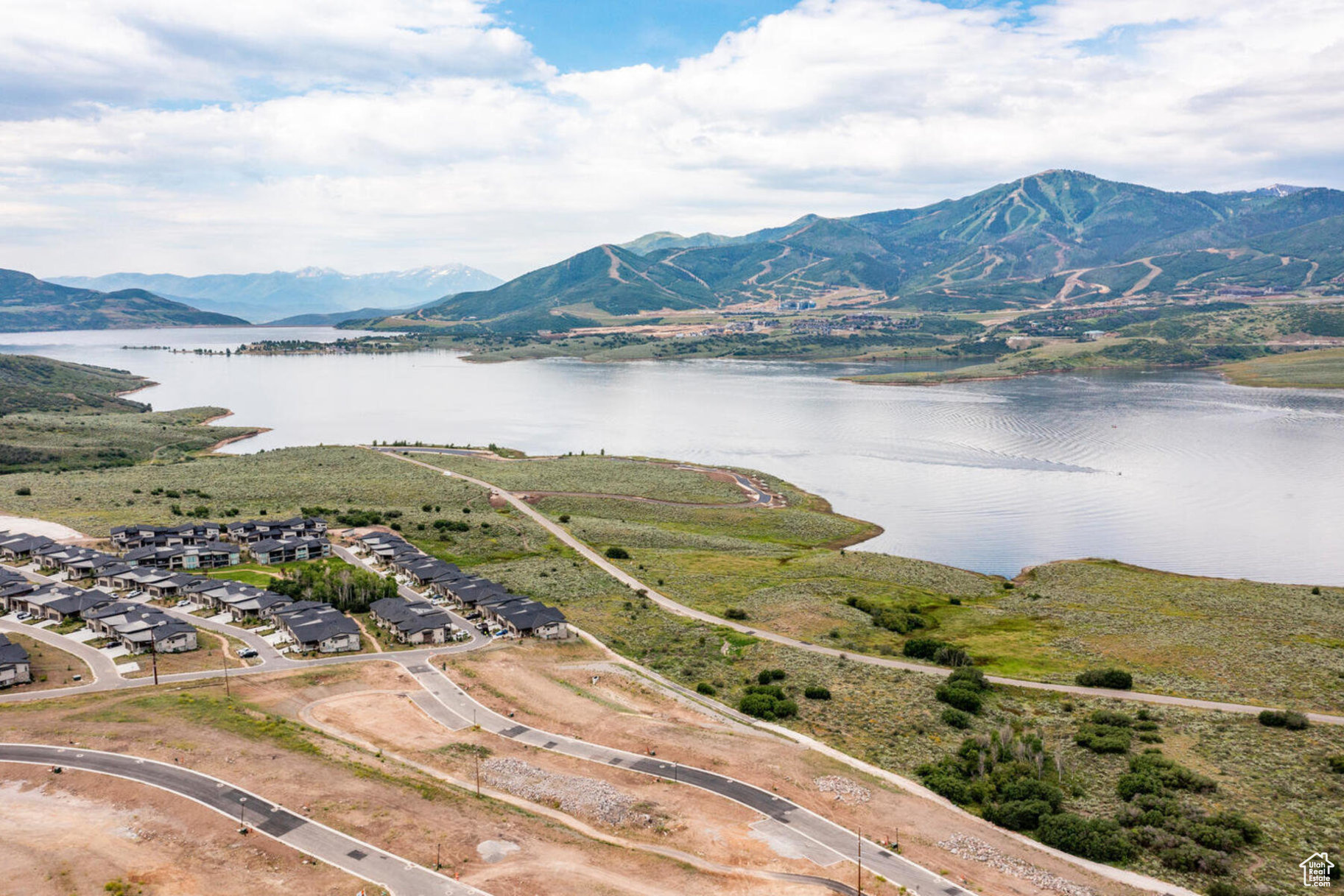 LAKE VIEW ESTATES - Residential