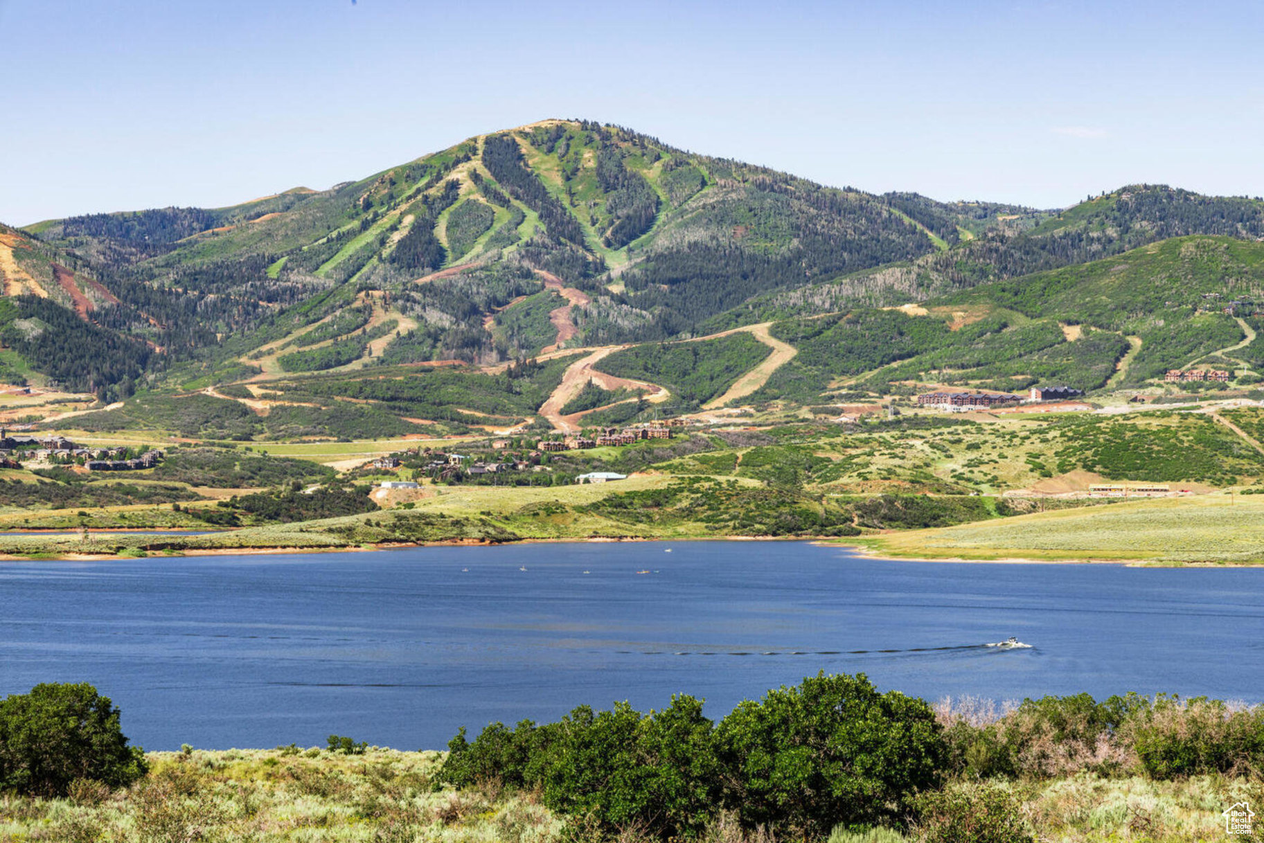 LAKE VIEW ESTATES - Residential