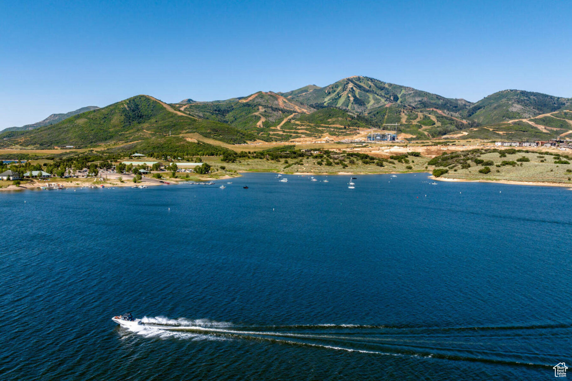 LAKE VIEW ESTATES - Residential