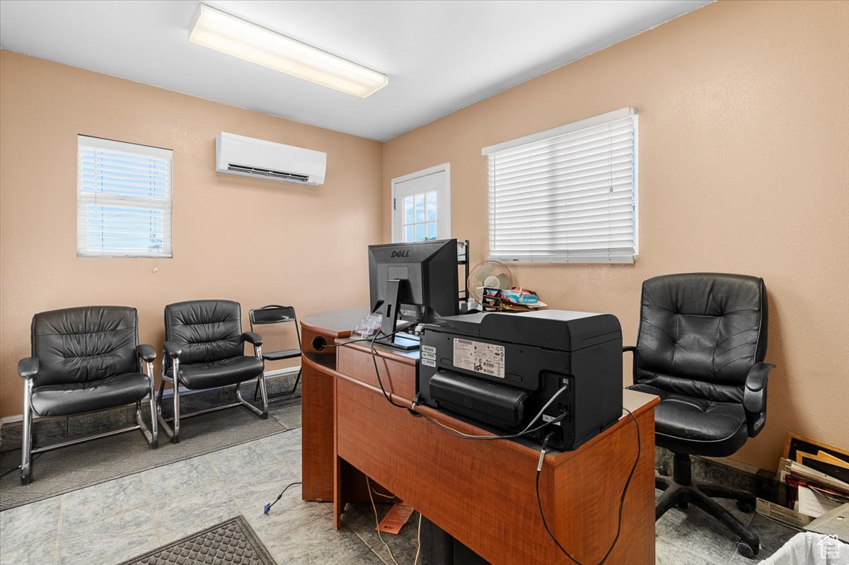 DAILEY MINOR - Commercial Sale