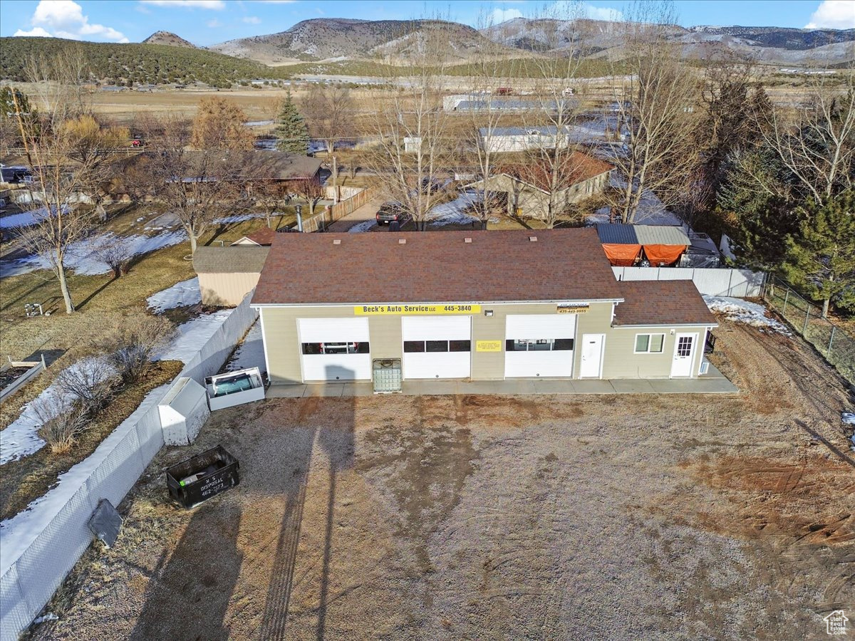 DAILEY MINOR - Commercial Sale