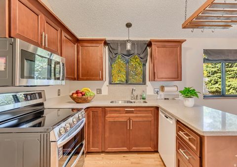 Tiny photo for 3341 E NORWOOD RD S, Cottonwood Heights, UT 84121 (MLS # 2120463)