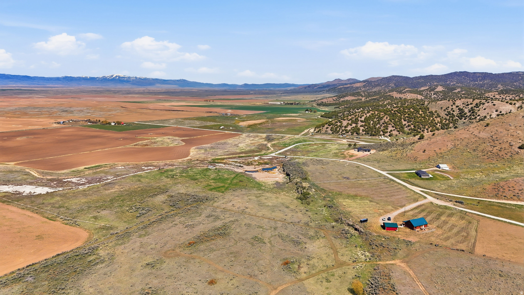GREAT COLUMBIA - Land