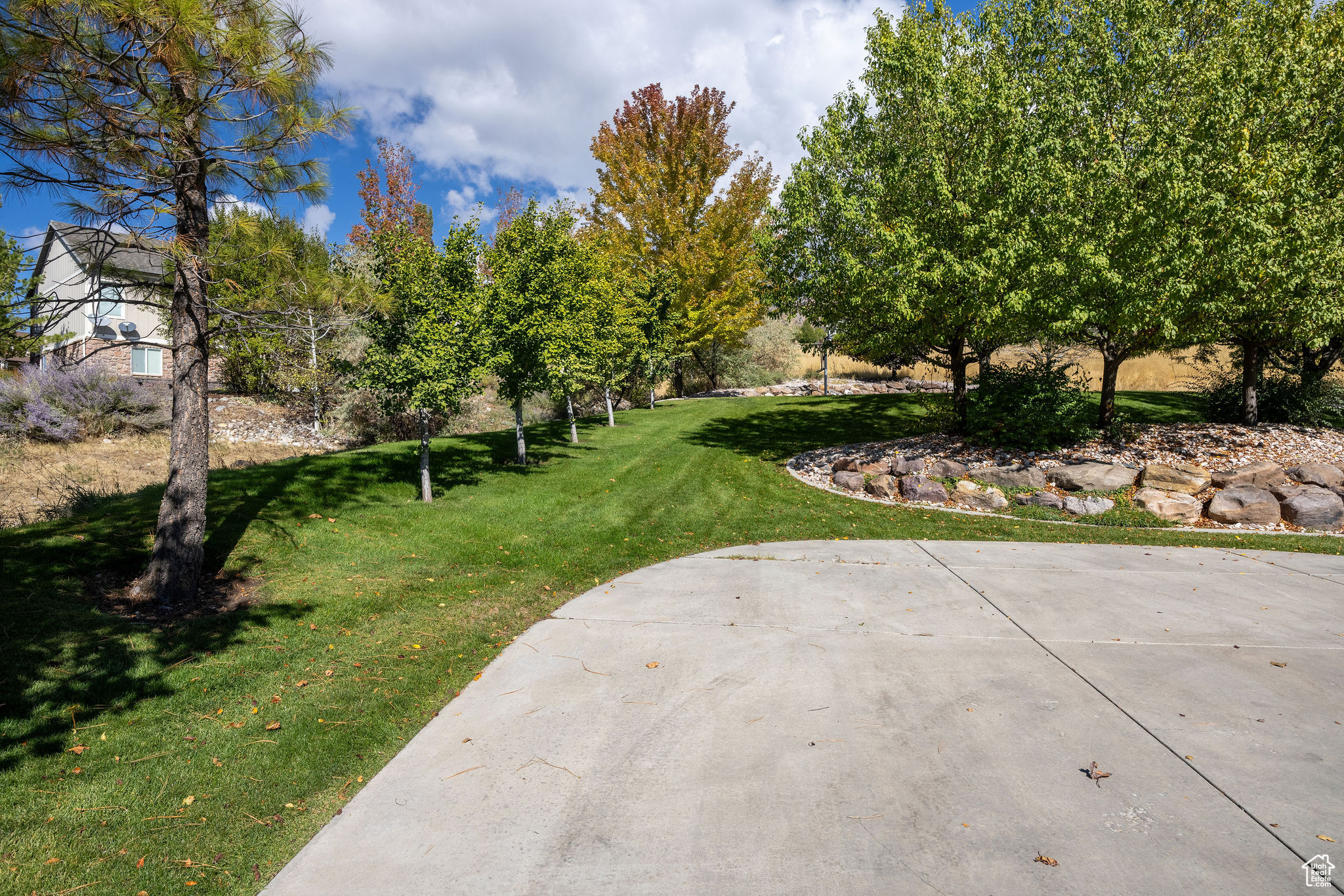 CANYON RIDGE - Residential