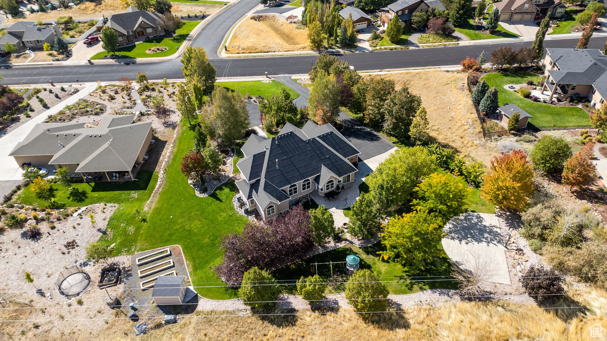 CANYON RIDGE - Residential