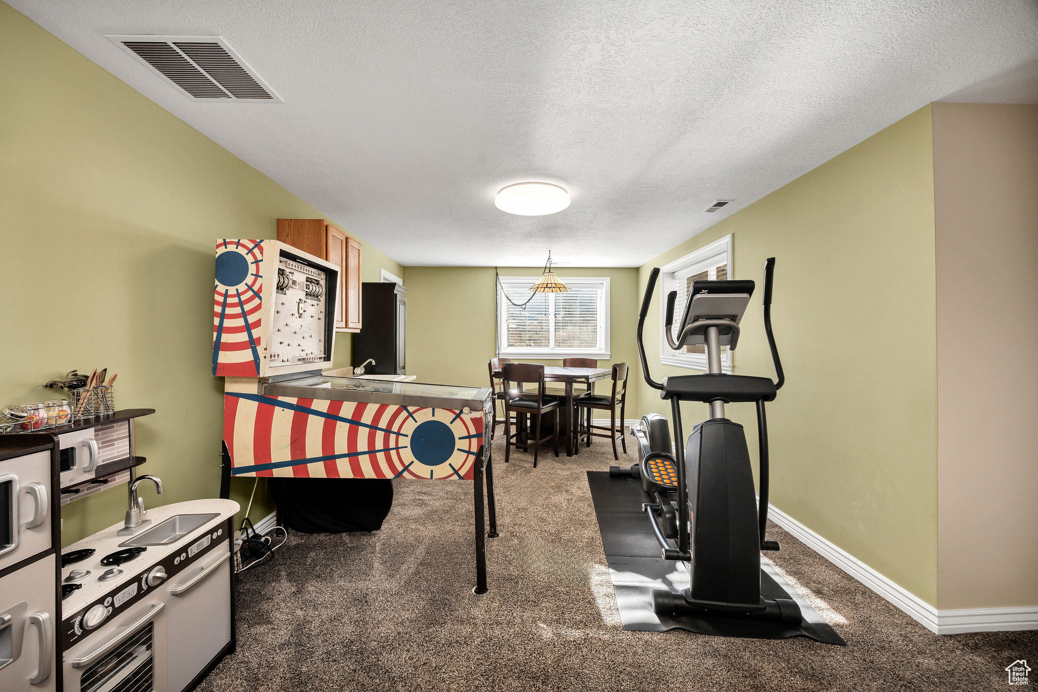 CANYON RIDGE - Residential