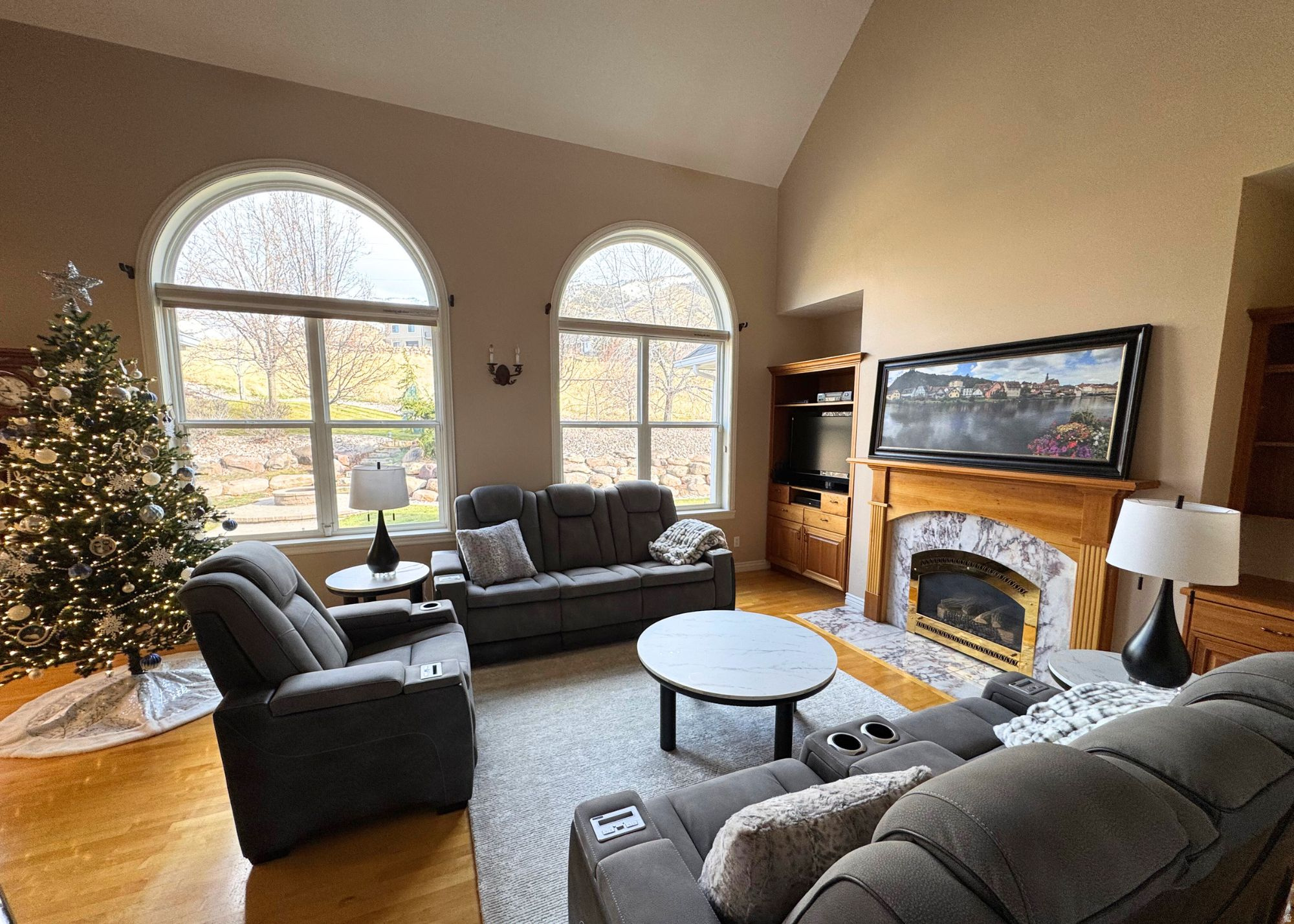 CANYON RIDGE - Residential