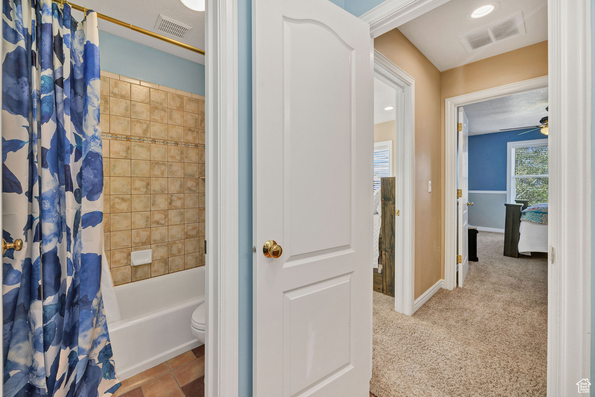 CANYON RIDGE - Residential