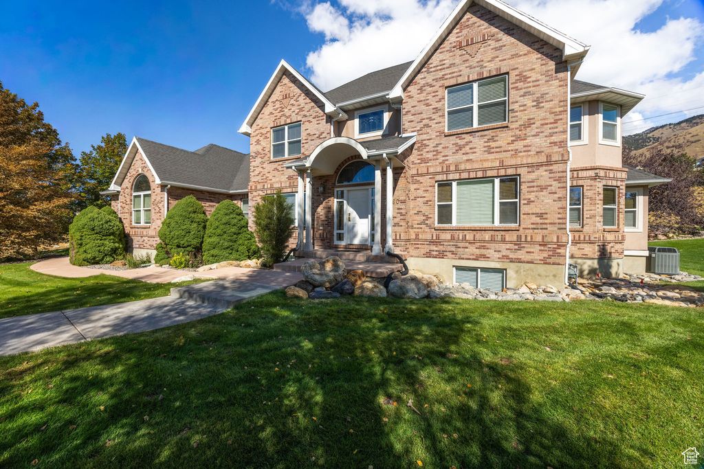 Photo of 2960 N RIDGE VIEW DR, North Logan, UT 84341 (MLS # 2119178)