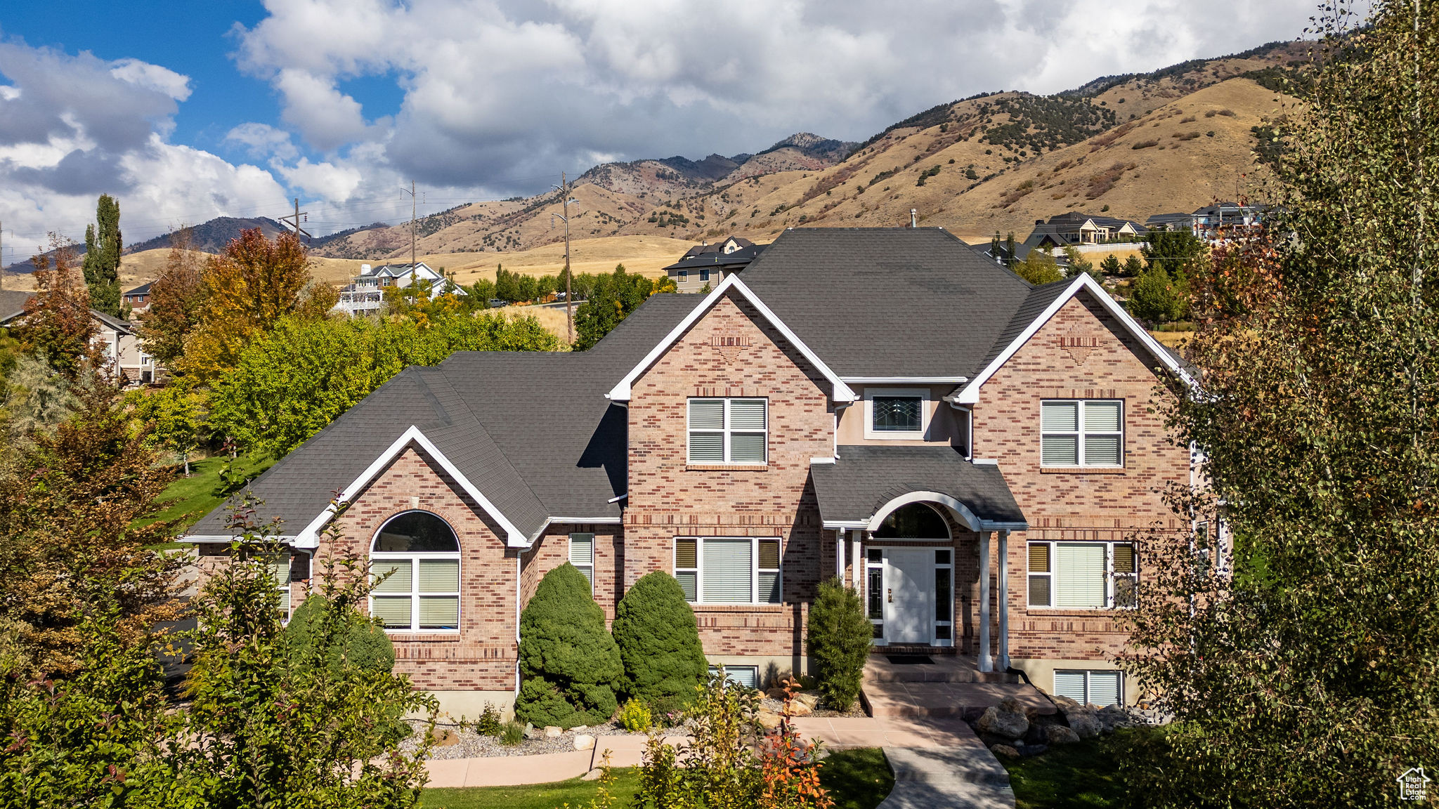 CANYON RIDGE - Residential