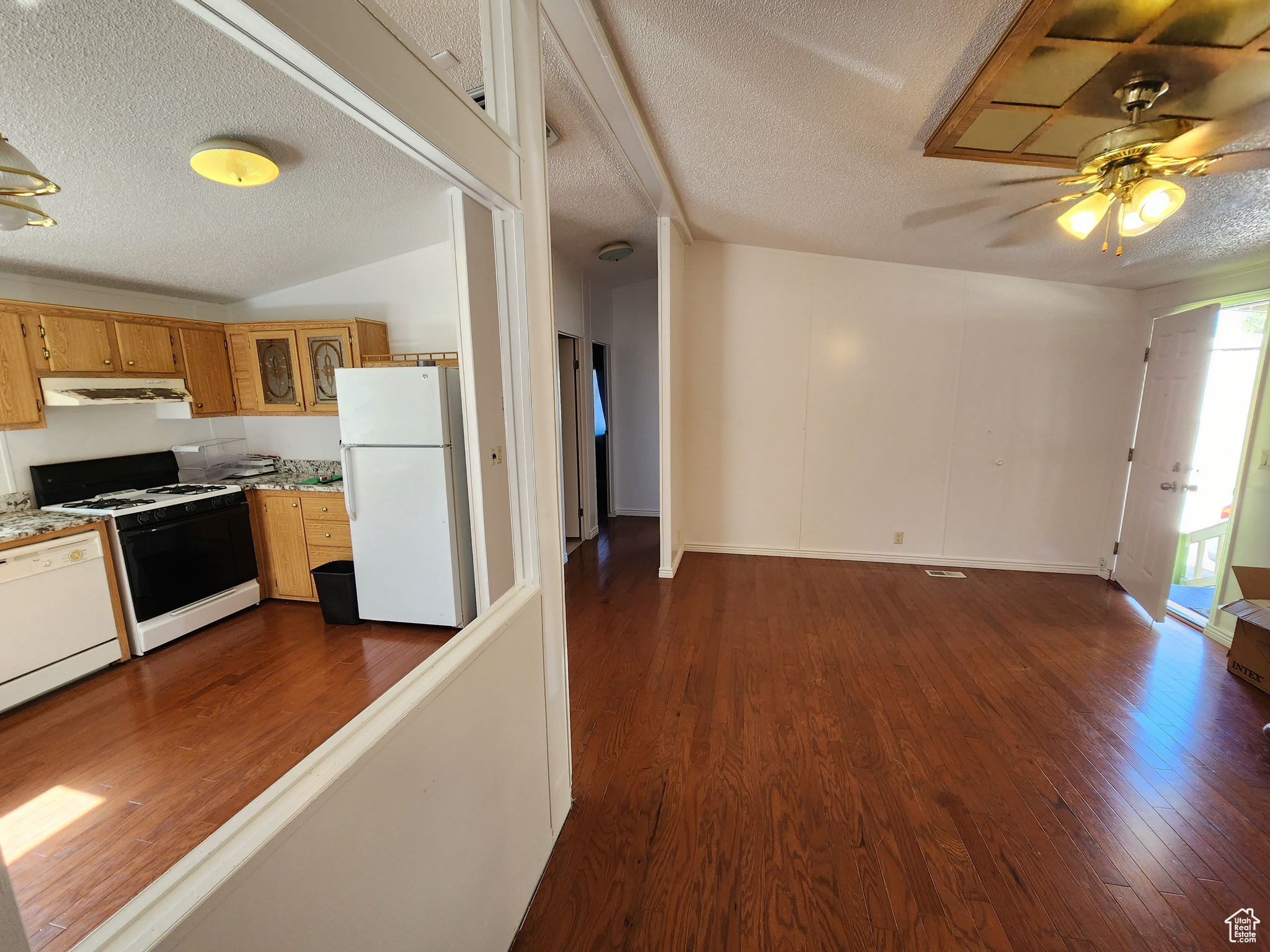 3267 S Eastcrest Rd #142, West Valley City, Utah image 11