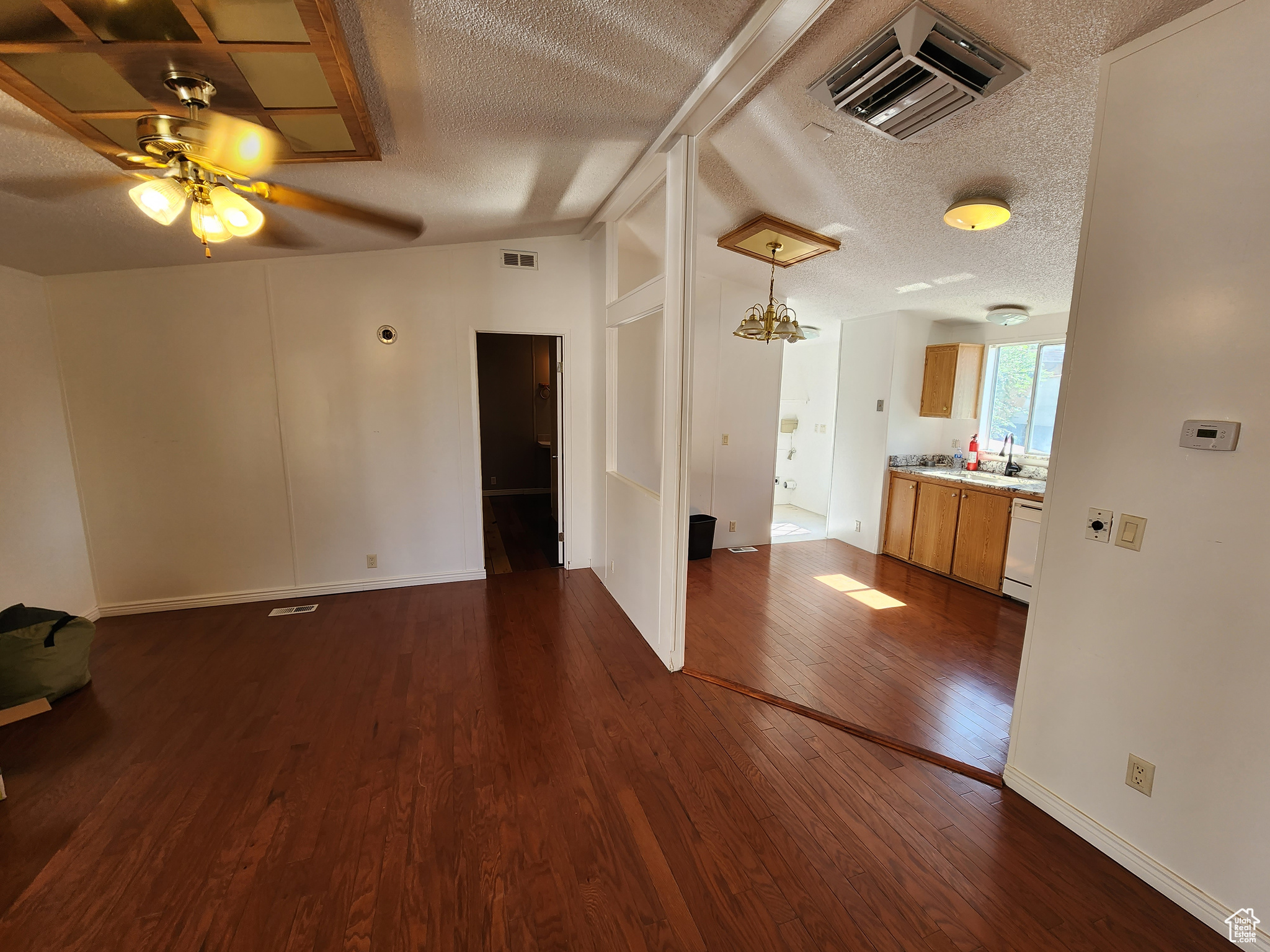3267 S Eastcrest Rd #142, West Valley City, Utah image 3