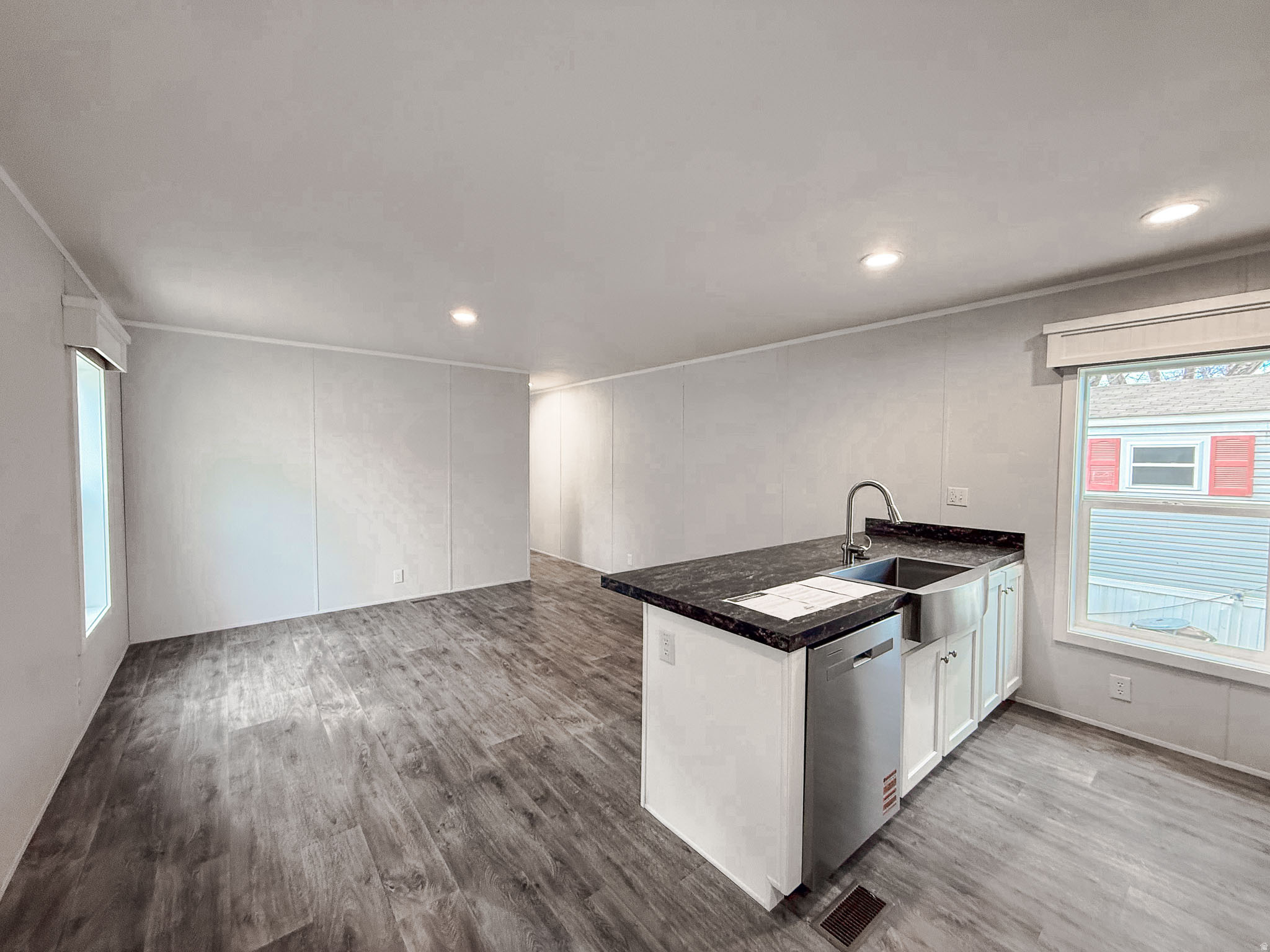 HIDDEN GLEN MOBILE ESTATES - Residential