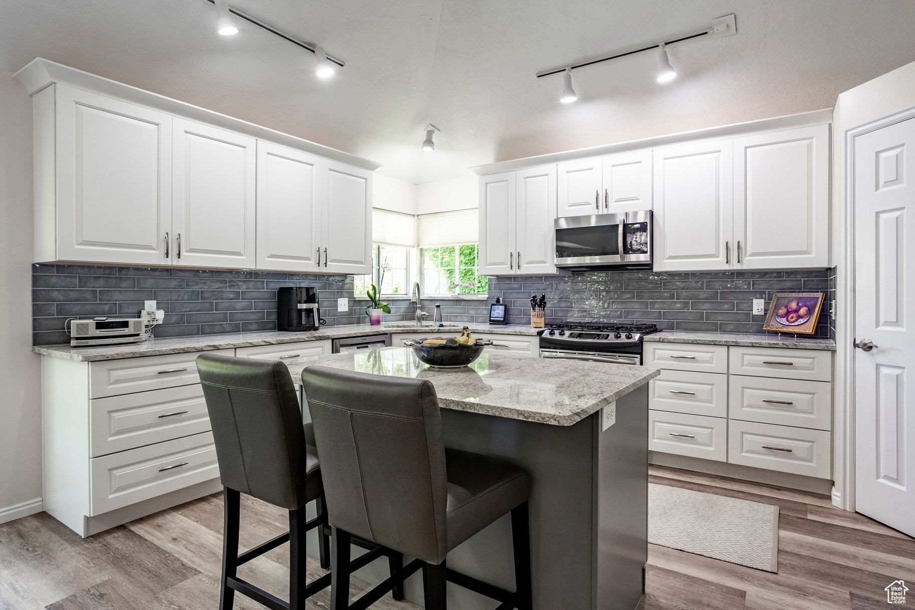 2643 E Field Point Cir, Sandy, Utah image 8
