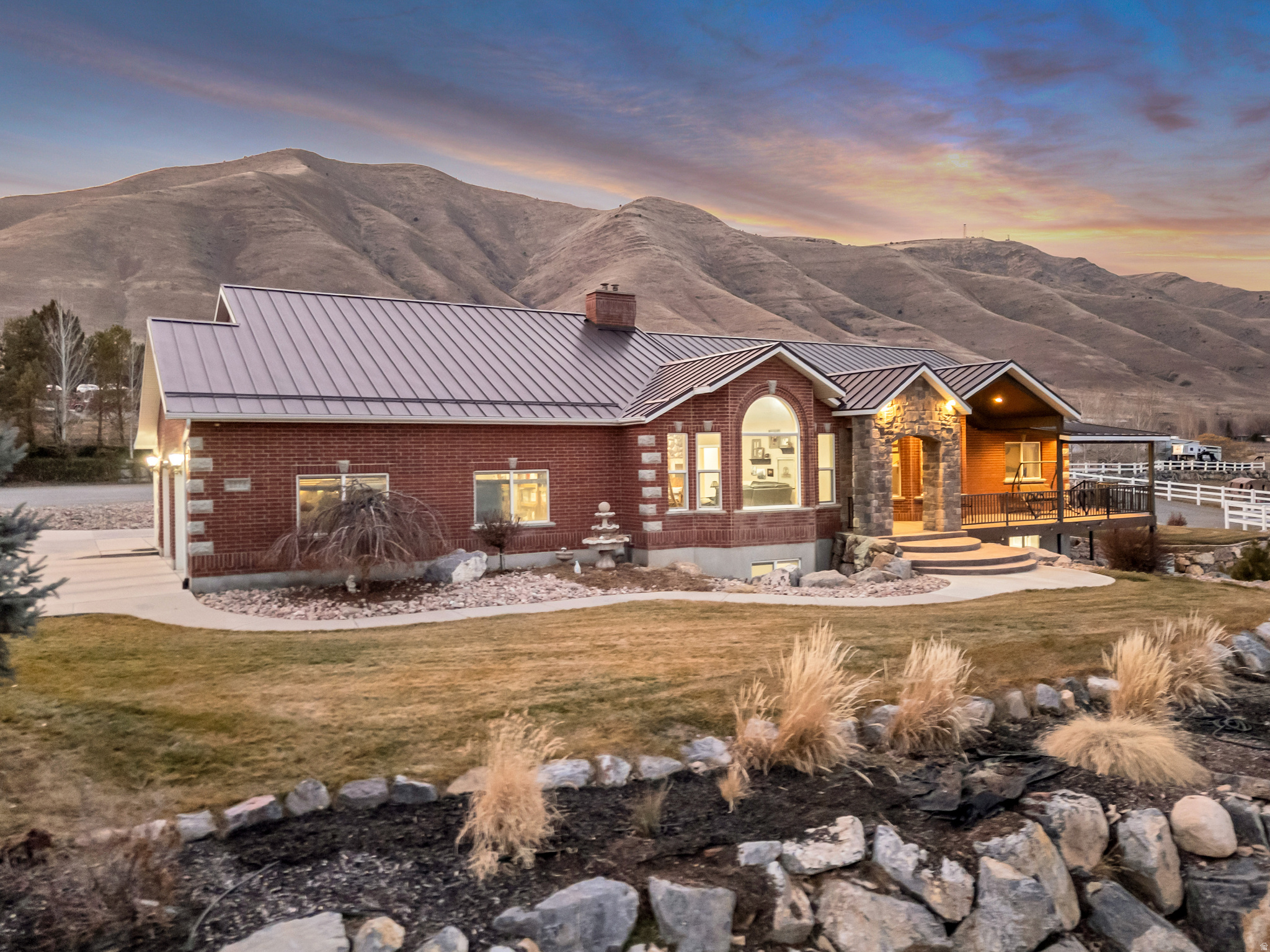 WEST MOUNTAIN RANCHES - Residential