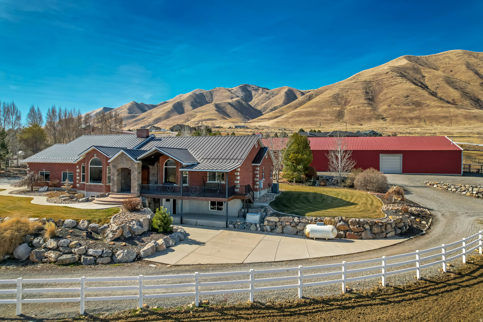 WEST MOUNTAIN RANCHES - Residential