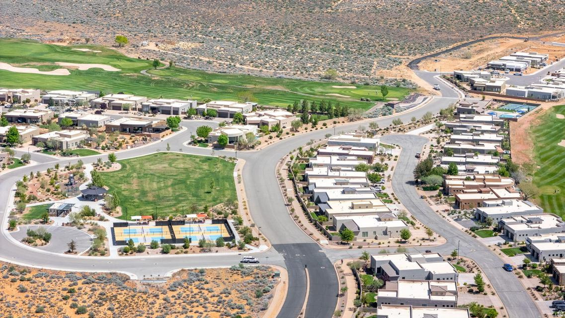 LEDGES OF ST GEORGE PH 7 - Residential