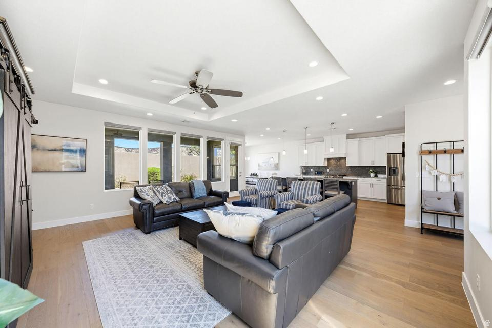 LEDGES OF ST GEORGE PH 7 - Residential