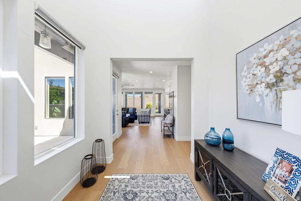 LEDGES OF ST GEORGE PH 7 - Residential