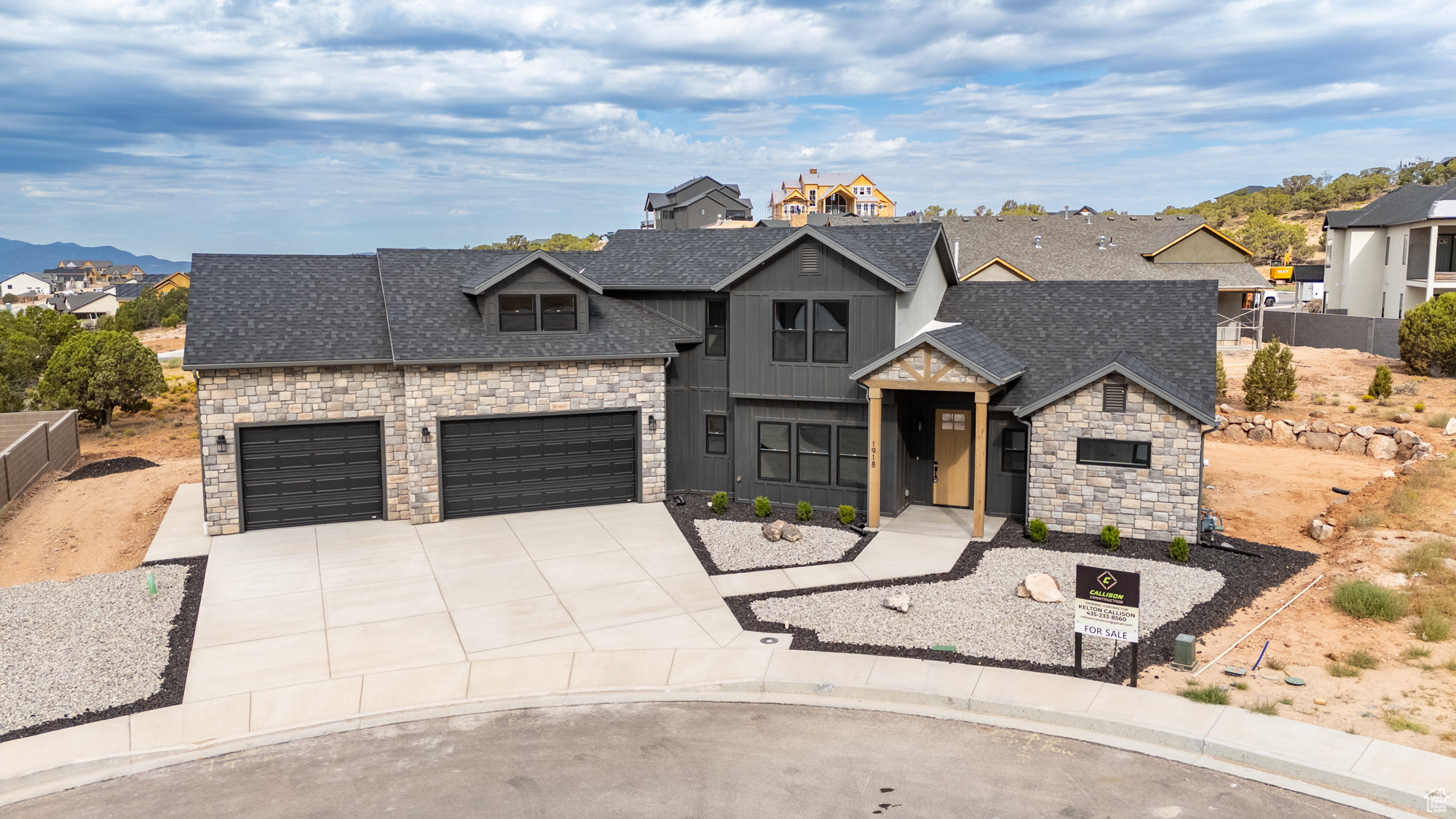 SADDLEBACK RIDGE - Residential