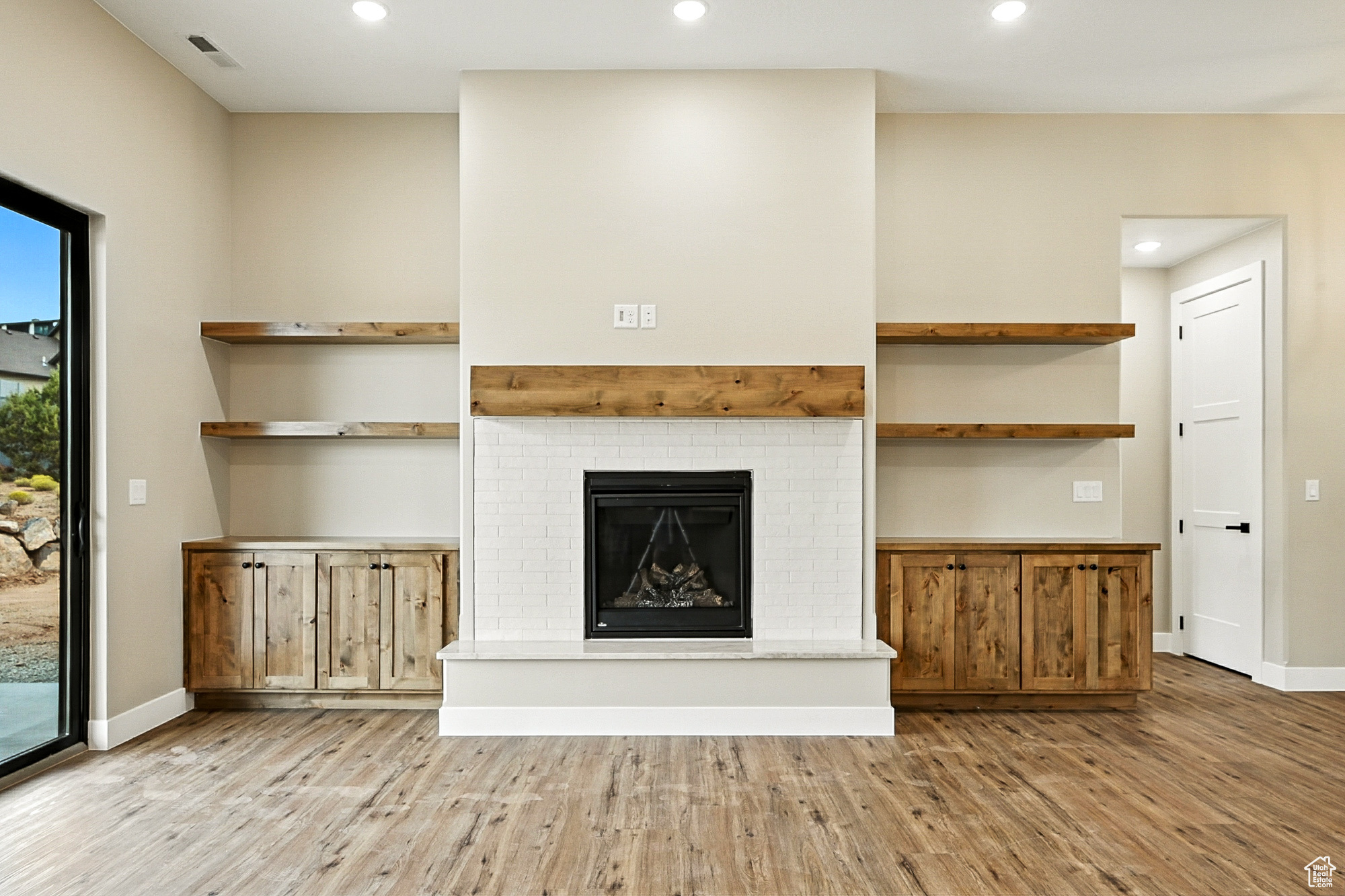 SADDLEBACK RIDGE - Residential