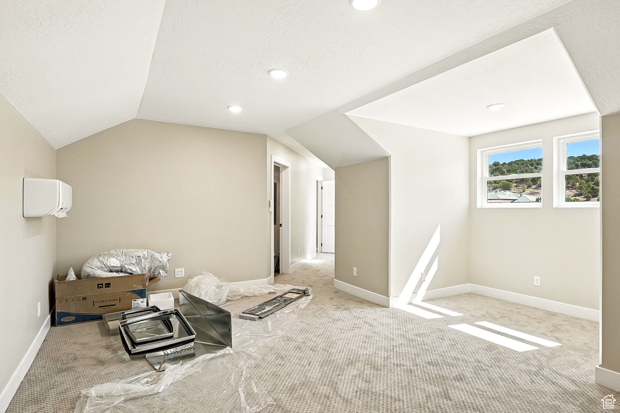 SADDLEBACK RIDGE - Residential