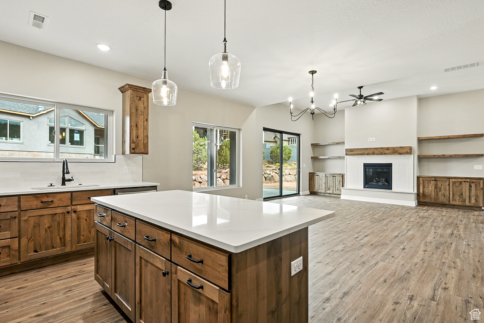 SADDLEBACK RIDGE - Residential