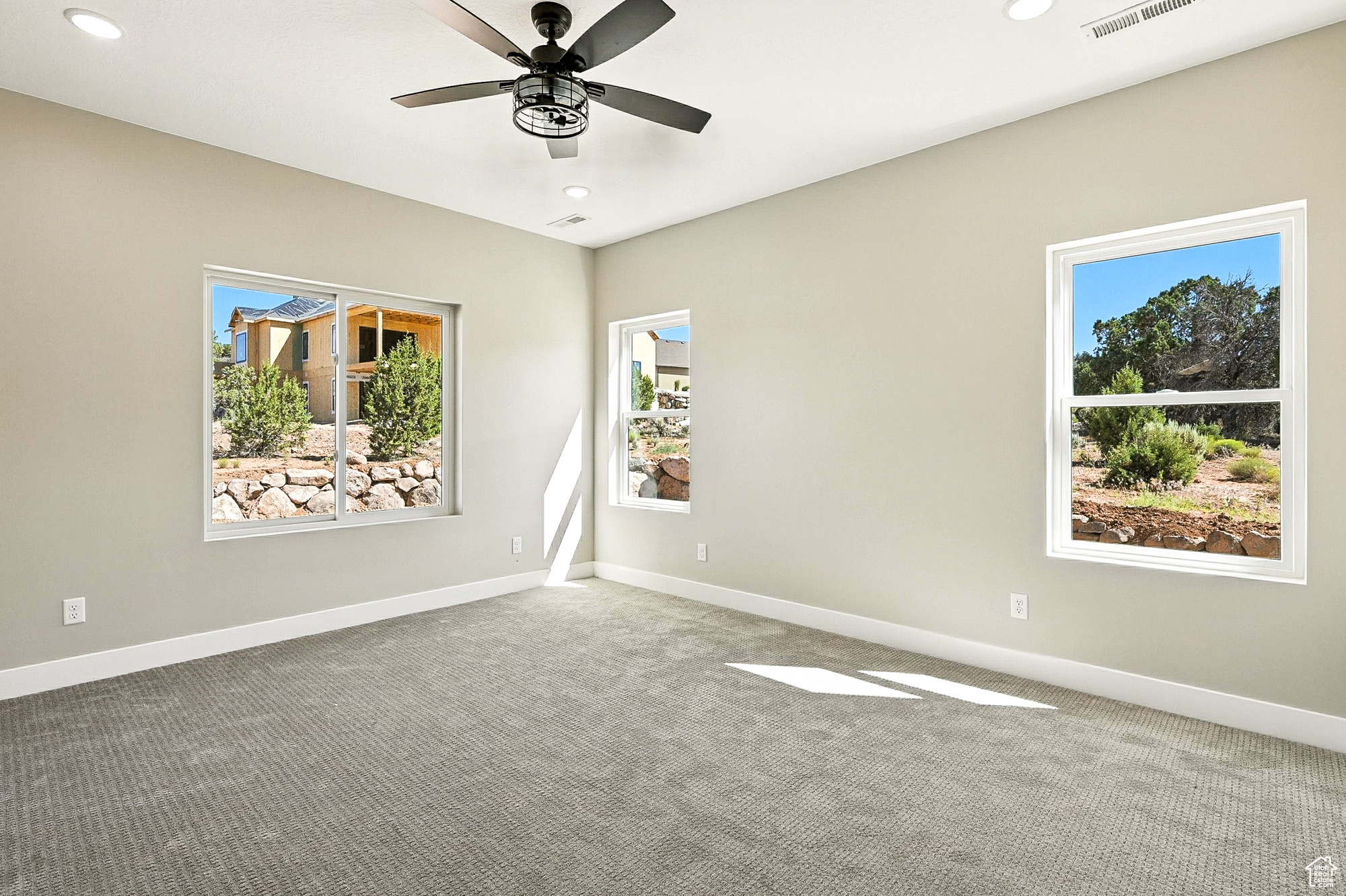 SADDLEBACK RIDGE - Residential