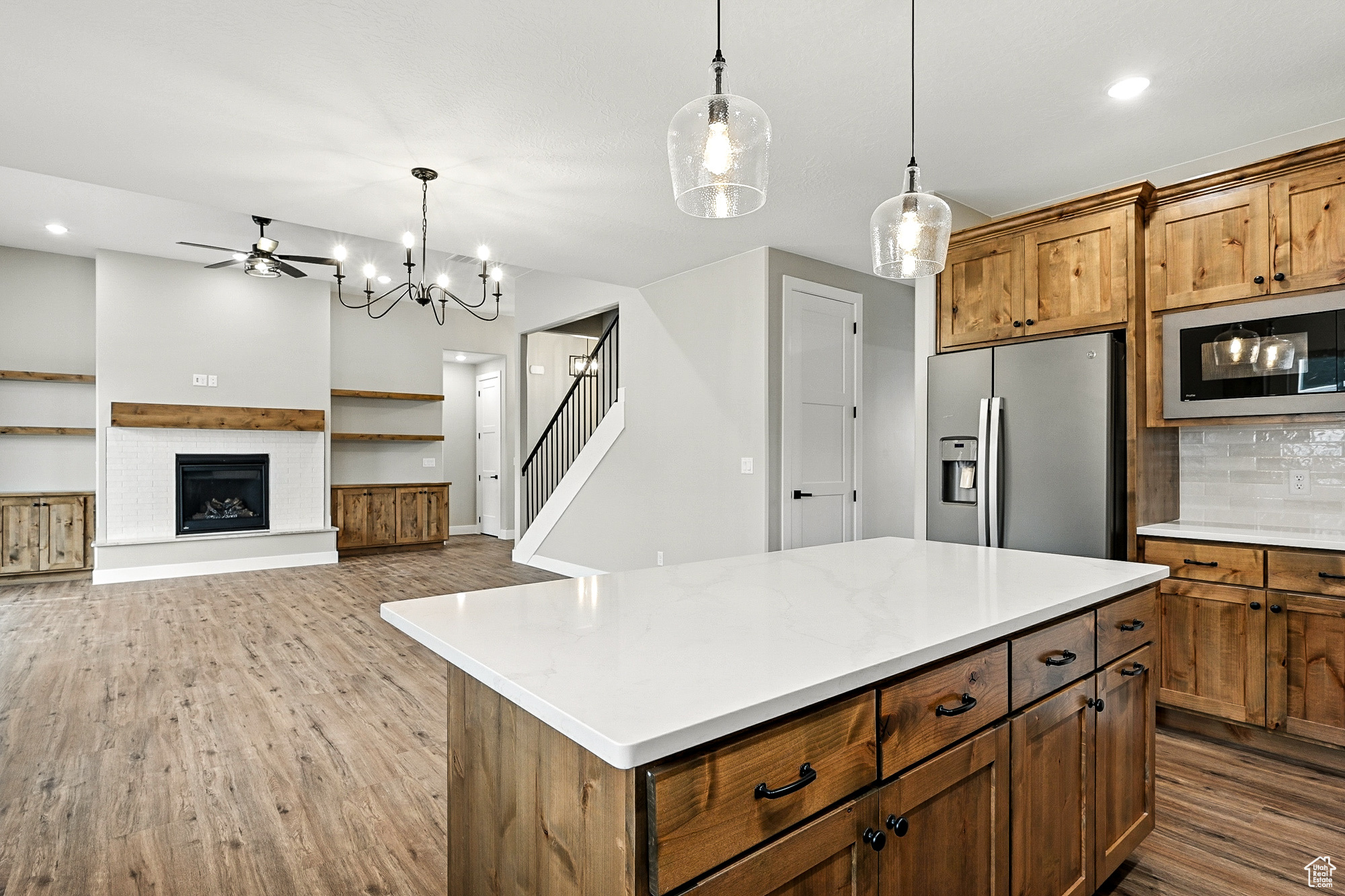 SADDLEBACK RIDGE - Residential