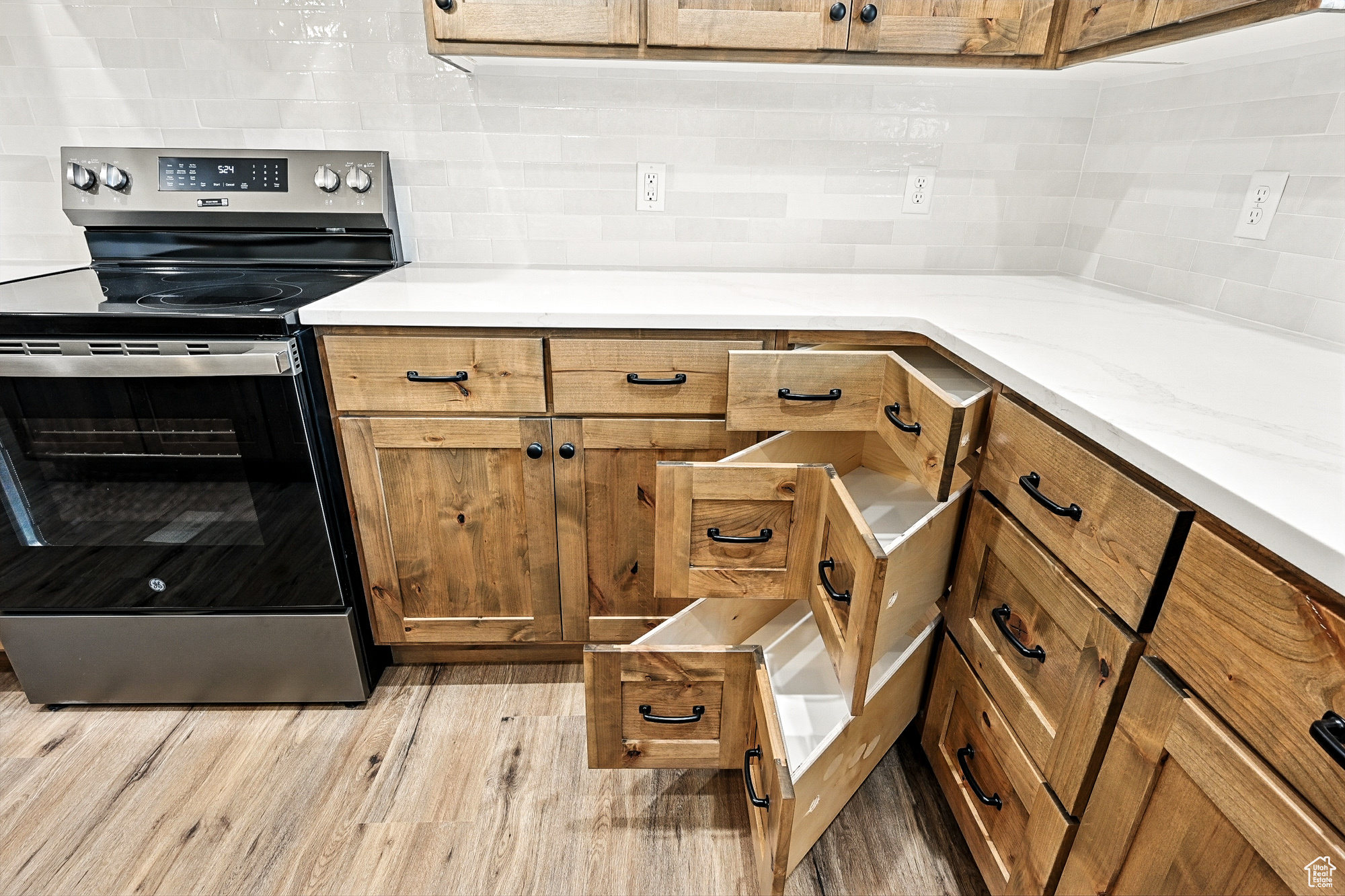 SADDLEBACK RIDGE - Residential