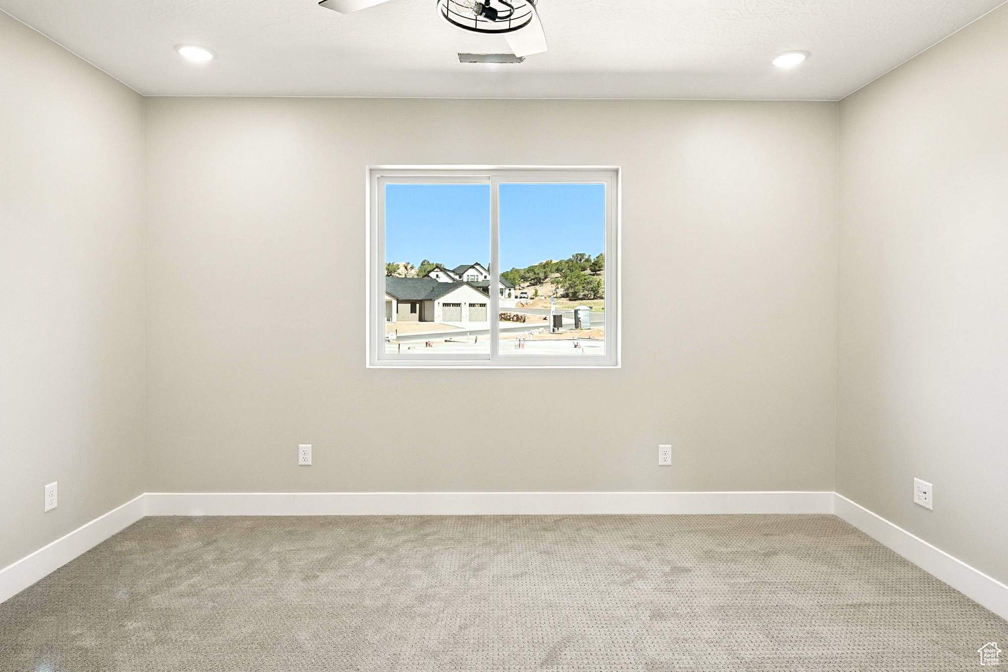 SADDLEBACK RIDGE - Residential