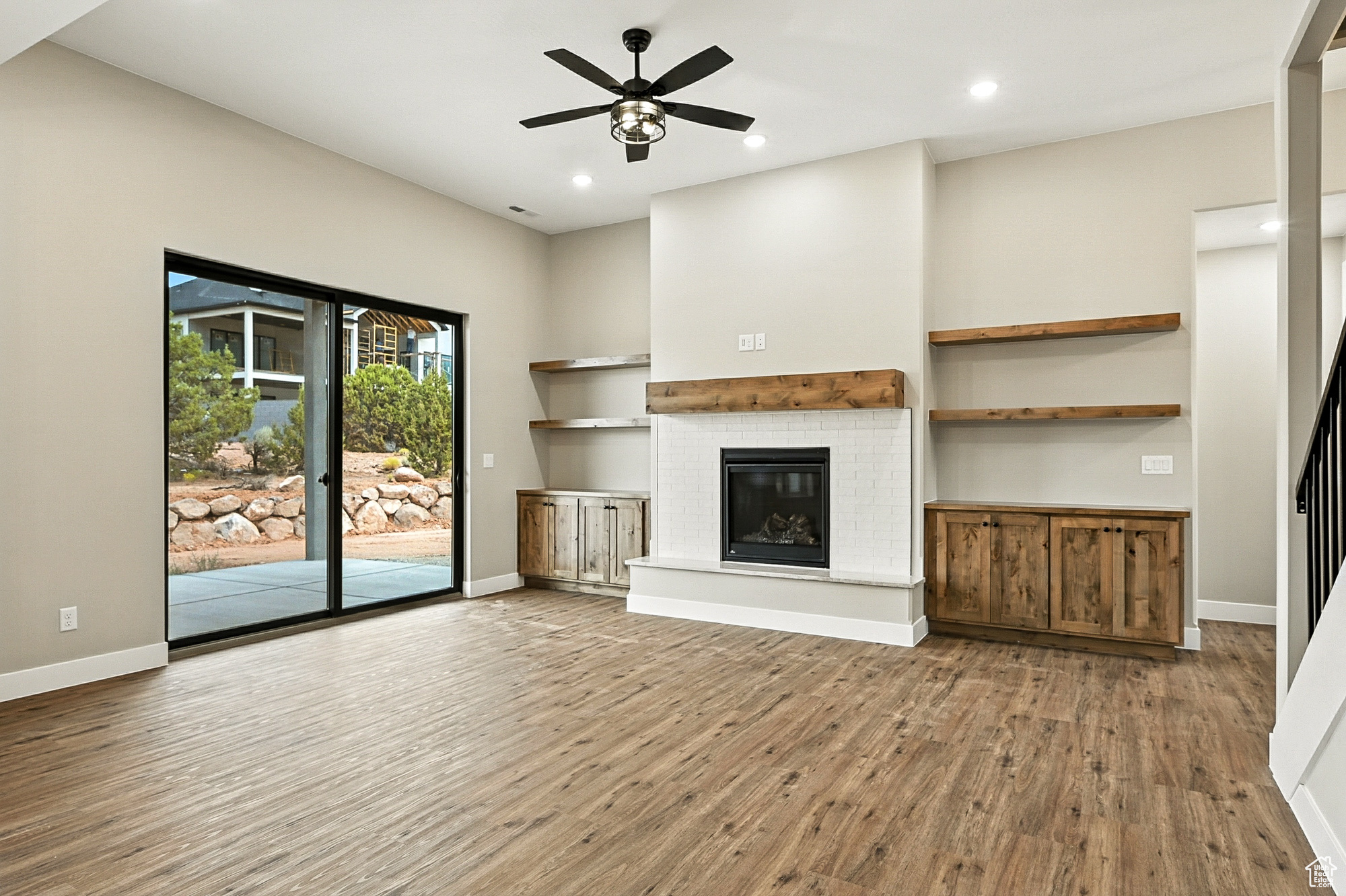 SADDLEBACK RIDGE - Residential