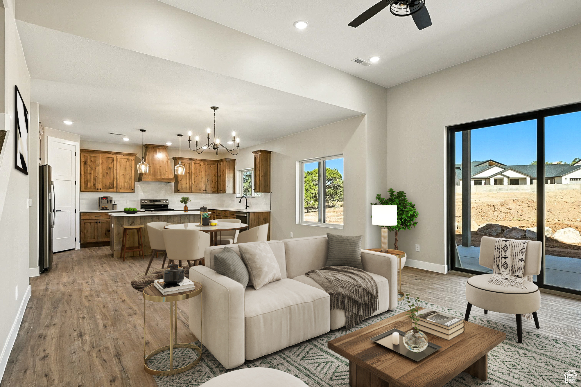 SADDLEBACK RIDGE - Residential