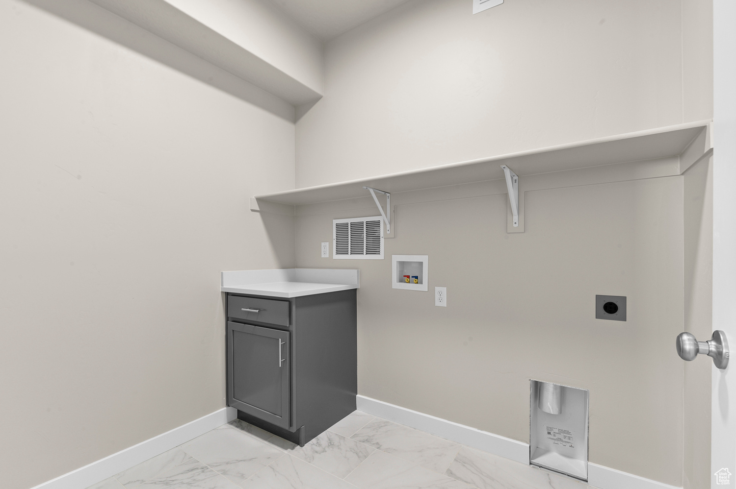 OVERLAND GARDENS D186 - Residential