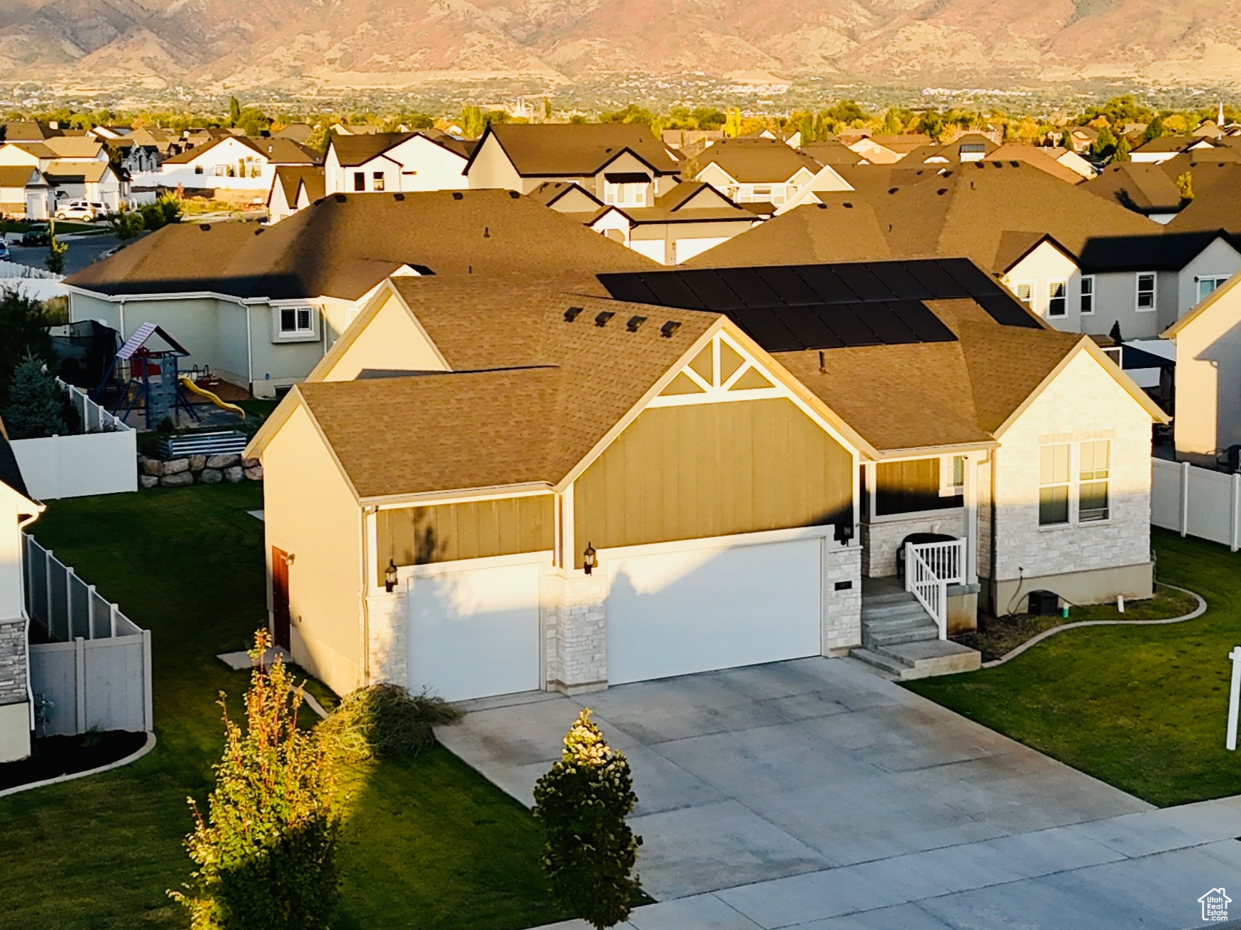 EVERGREEN FARM - Residential