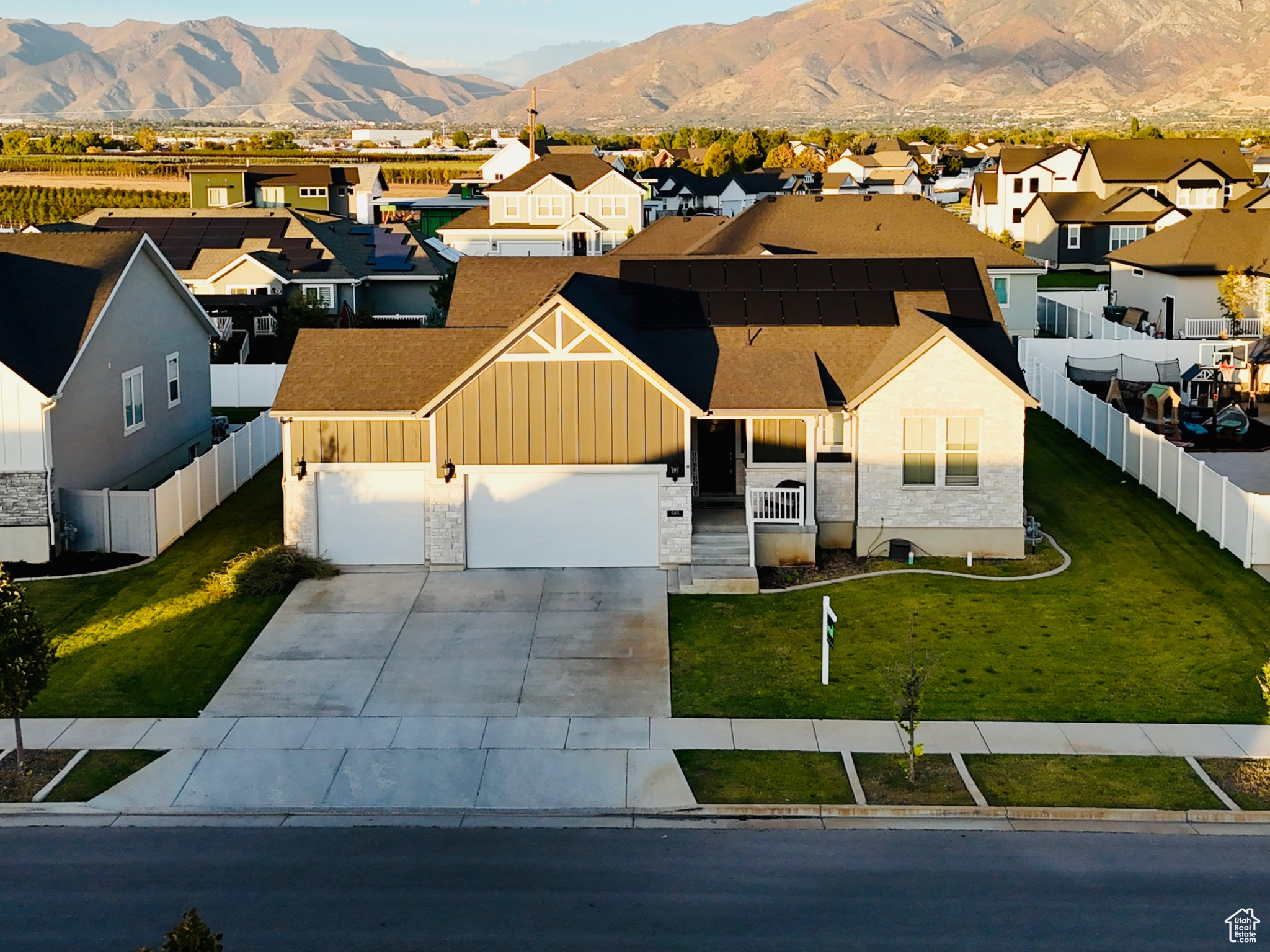 EVERGREEN FARM - Residential