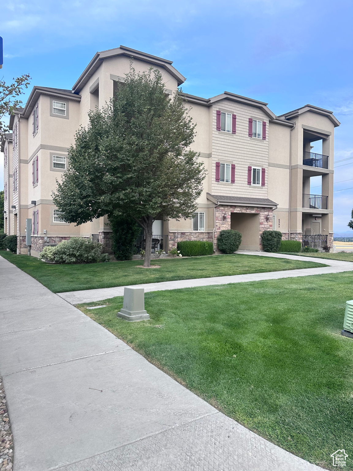 HIGHLAND - Residential