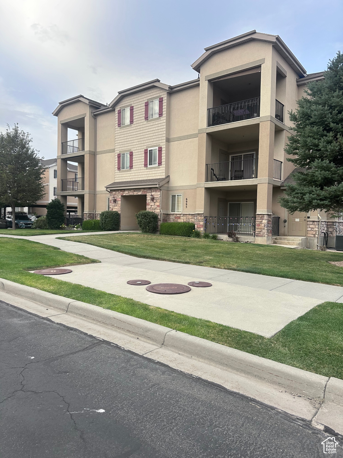 HIGHLAND - Residential
