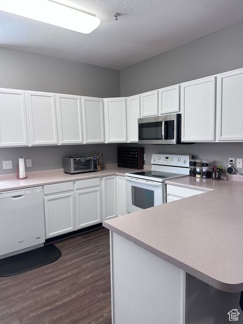 Tiny photo for 6995 S TOURIST LN W #7, West Jordan, UT 84081 (MLS # 2105667)