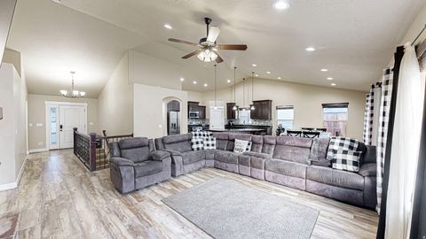 Tiny photo for 1804 E 1850 S, Spanish Fork, UT 84660 (MLS # 2151375)