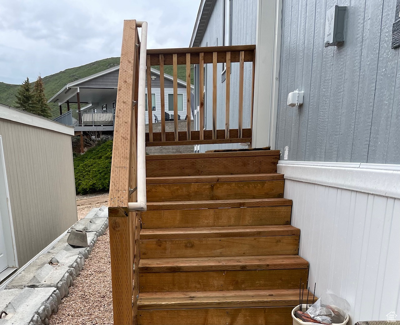 3203 S Nina Loop, Garden City, Utah image 25